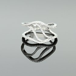 Pierścionek srebrny
z cyrkoniami