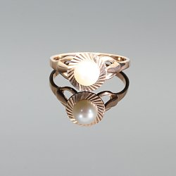 Pierścionek złoty
z perłą